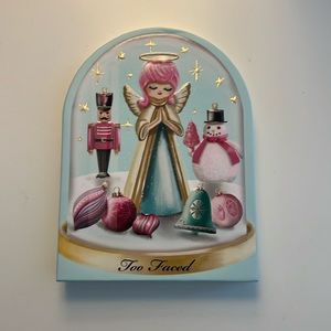 Too faced eyeshadow palette